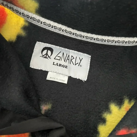 [L] GNARLY MENS VAGABOND TRIPPY FLORAL PULLOVER Sweater - Picture 2 of 4
